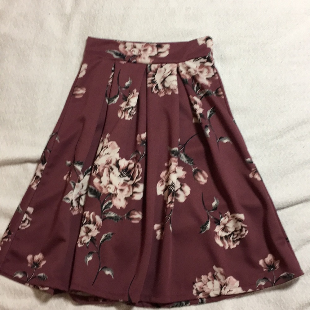 Gorgeous Floral Midi Skirt